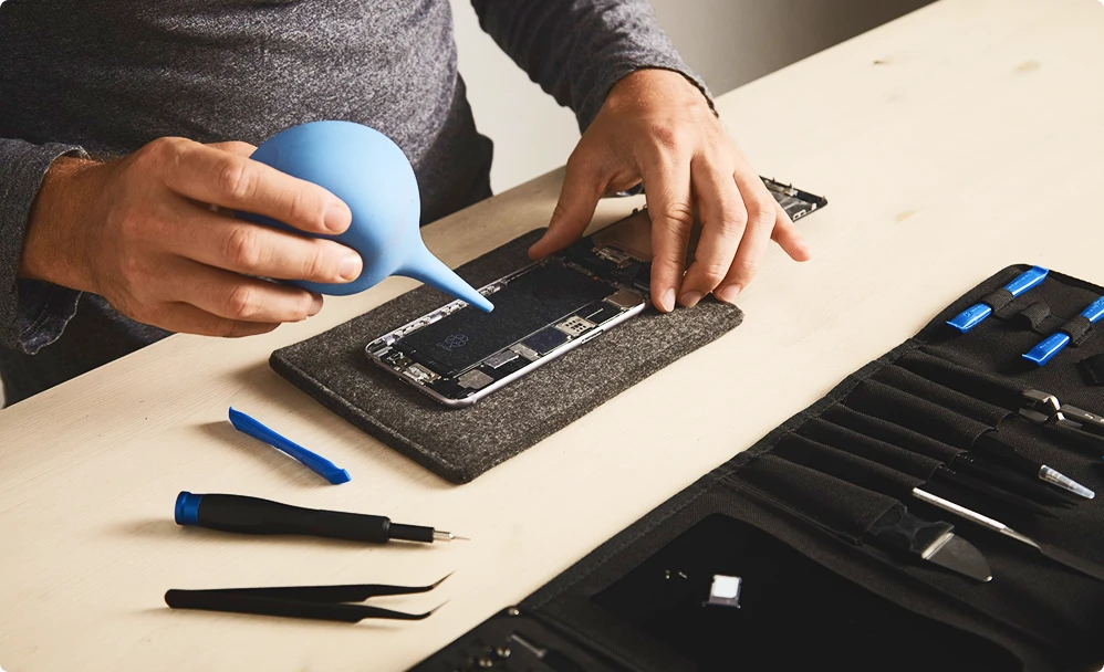 MacBook repair services